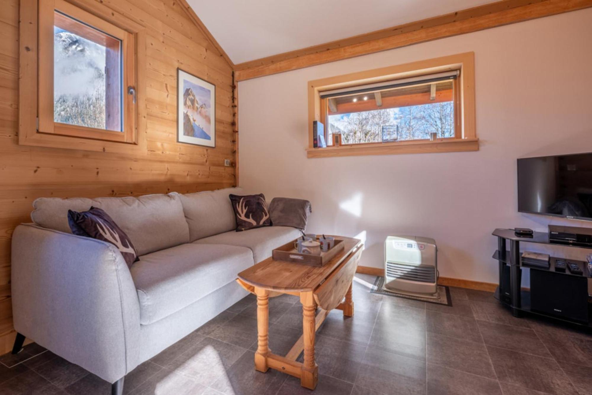 Charming Small With Aiguille Du Midi View