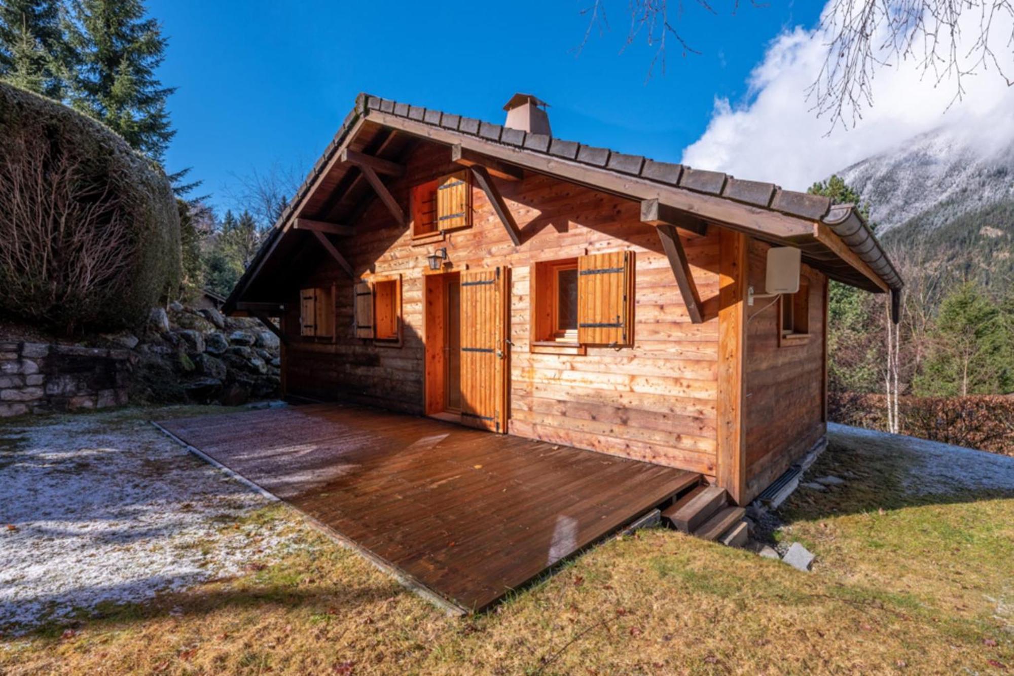 Chalet Charming Small With Aiguille Du Midi View